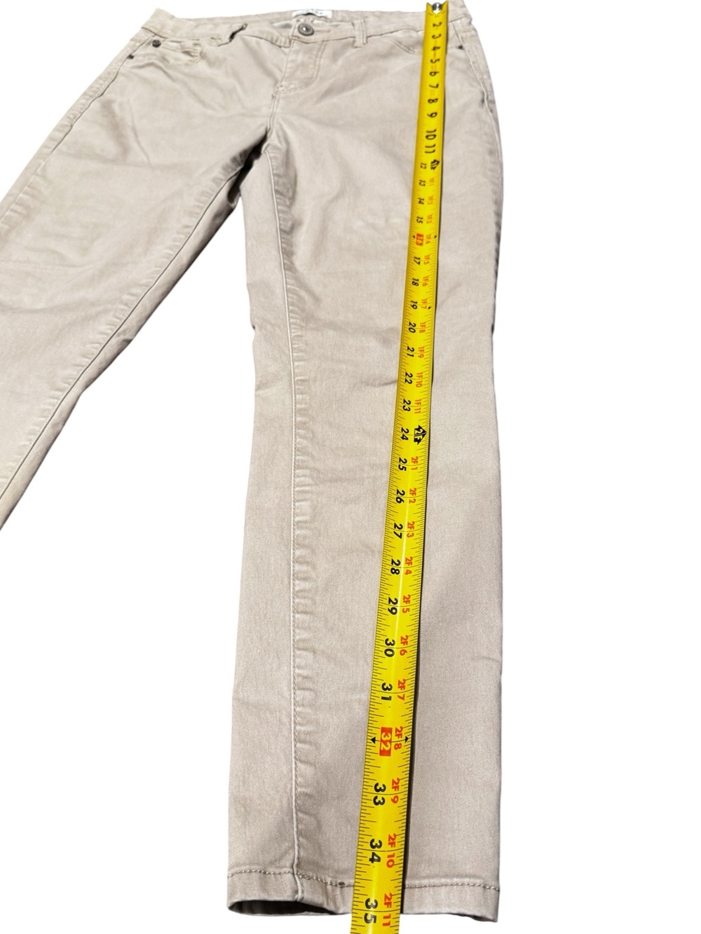 2 pair CURVE APPEAL Jeggings in Mint and Beige/Khaki Slim Stretch Pants, 8/29 - Picture 10 of 15